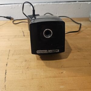 Stanley Bostitch Electric Pencil Sharpener  model eps 8 - Tested&Works